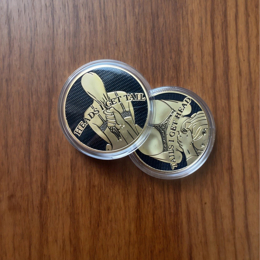 New Funny Heads and Tails Coin - Collectible Vintage Brooches incelemesi ve fiyatı