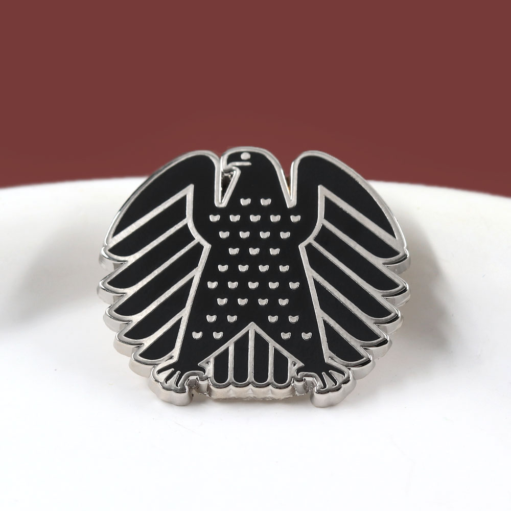 German Federal Black Hawk Broo - Collectible Vintage Brooches incelemesi ve fiyatı